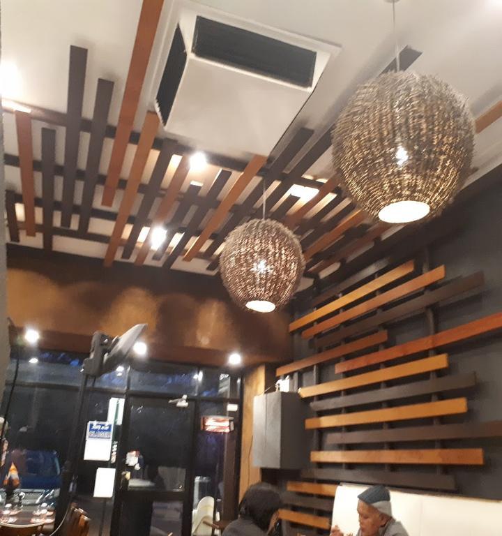 Pinto Thai Restaurant & Bar